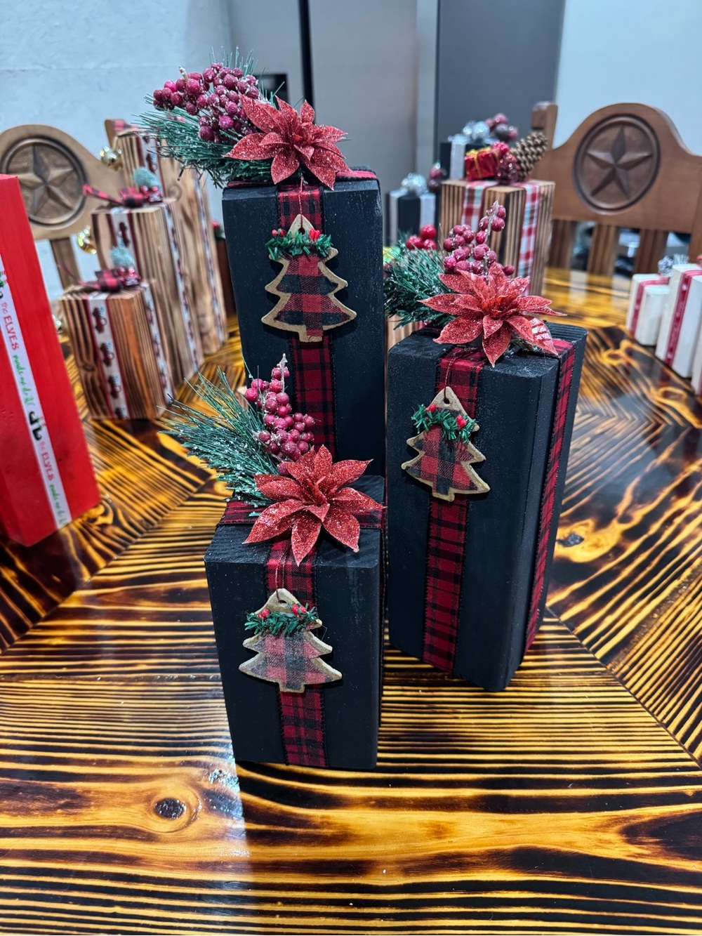 Holiday Decorative Black & Red Gift-Style Table Accents